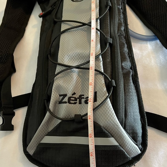 ZEFAL WATER HYDRATION BACKPACK ONLY Outdoot Hiking Camping Activewear Jogging - Picture 3 of 7